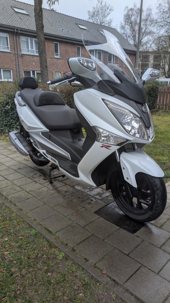 125cc 2016 sym joymax 125i start stop abs, Fietsen en Brommers, Ophalen