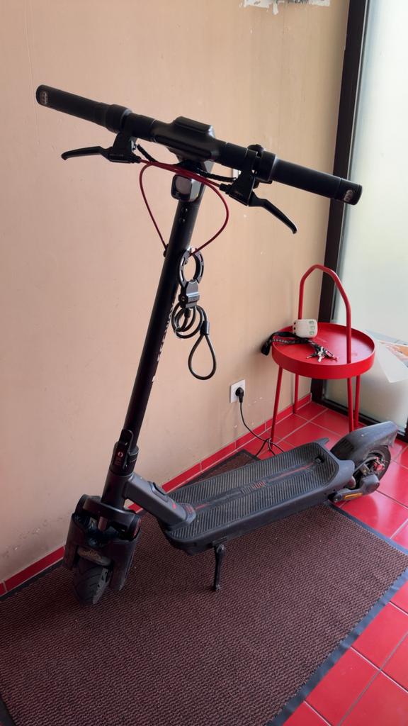 Ninebot g3 max, Fietsen en Brommers, Steps, Zo goed als nieuw, Ophalen