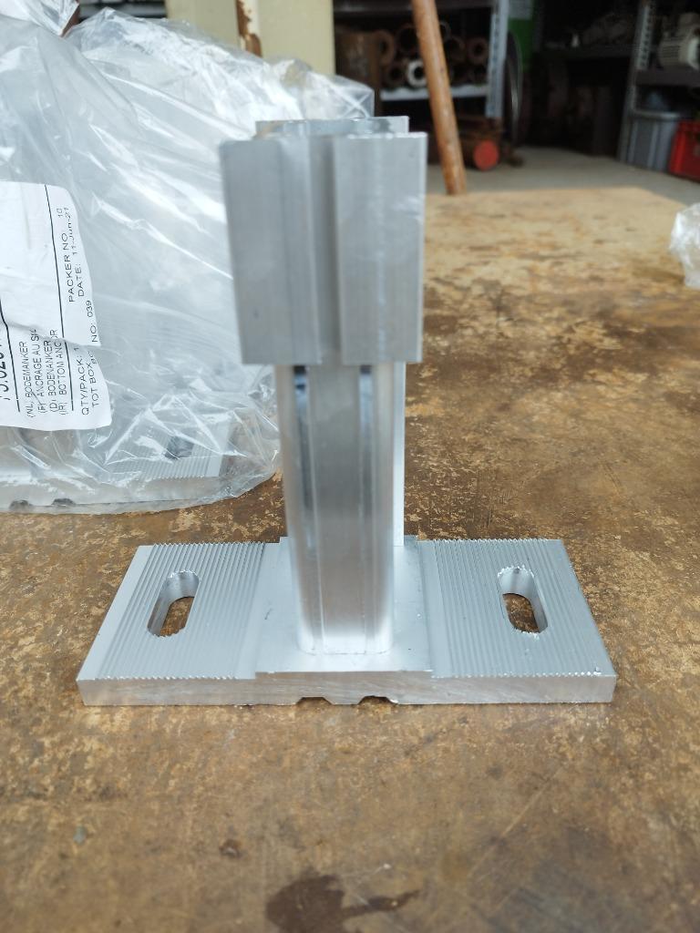 Ancrage inférieur en aluminium Reynaers - 17 cm, Jardin & Terrasse, Enlèvement ou Envoi, Neuf, Pavillon de jardin