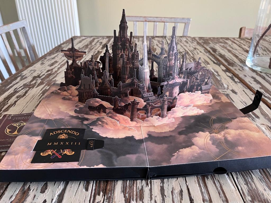 Tomorrowland box 2023 + timetable, Verzamelen, Ophalen, Zo goed als nieuw