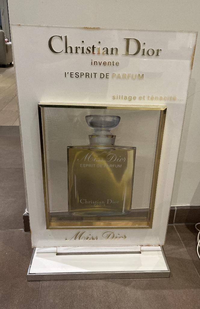 Cadre décoratif Dior, Antiquités & Art, Enlèvement