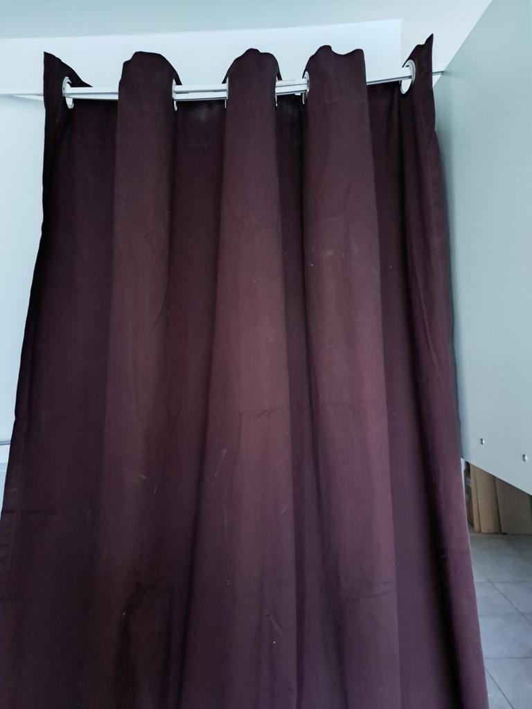 Beaux rideaux, Enlèvement, Comme neuf