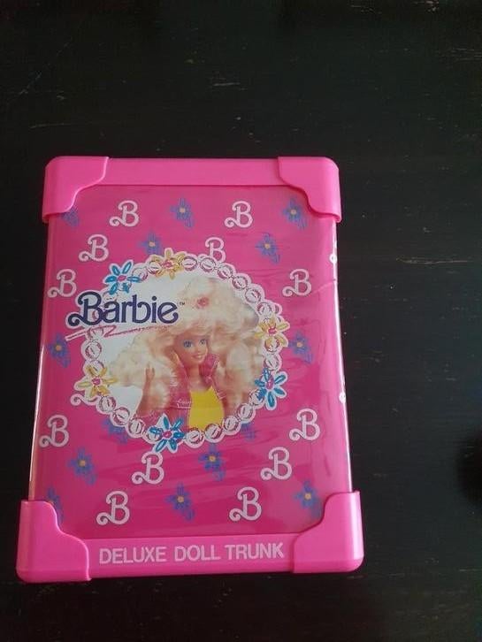 Barbie deluxe doll trunk begin jaren 1990, Enfants & Bébés, Enlèvement, Comme neuf, Barbie