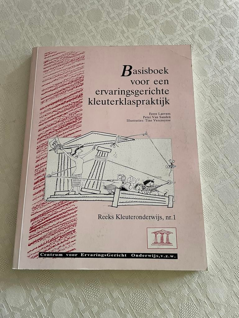 Basisboek voor een ervaringsgerichte kleuterklaspraktijk., Boeken, Ophalen of Verzenden, Zo goed als nieuw