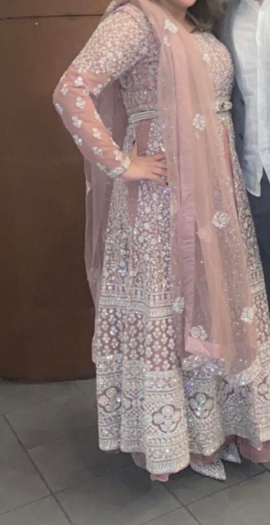 Sari handgemaakt 3 delig nieuw 1 x gedragen voor foto’s, Ophalen of Verzenden, Nieuw, Roze