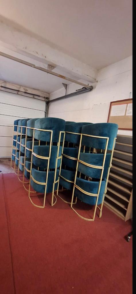 29 x Groene fluwelen fauteuils met beige kleurig frame, Huis en Inrichting, Stoelen, Gebruikt, Vijf, Zes of meer stoelen, Stof