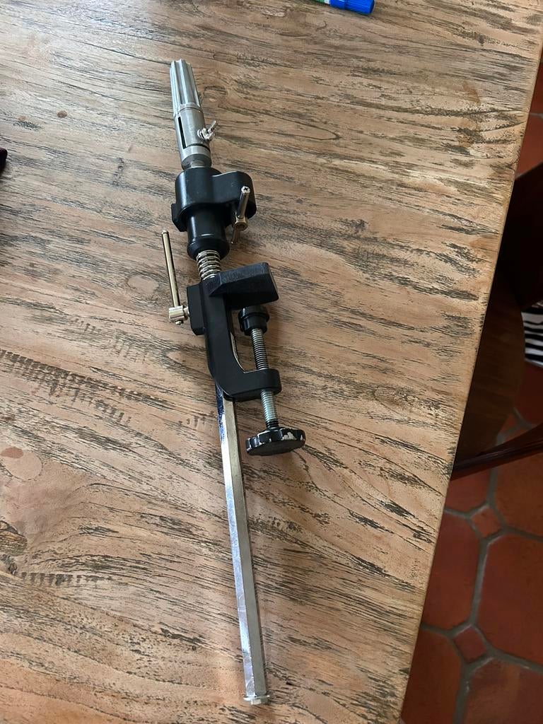 Sibel statief voor oefenhoofd, Ophalen, Zo goed als nieuw