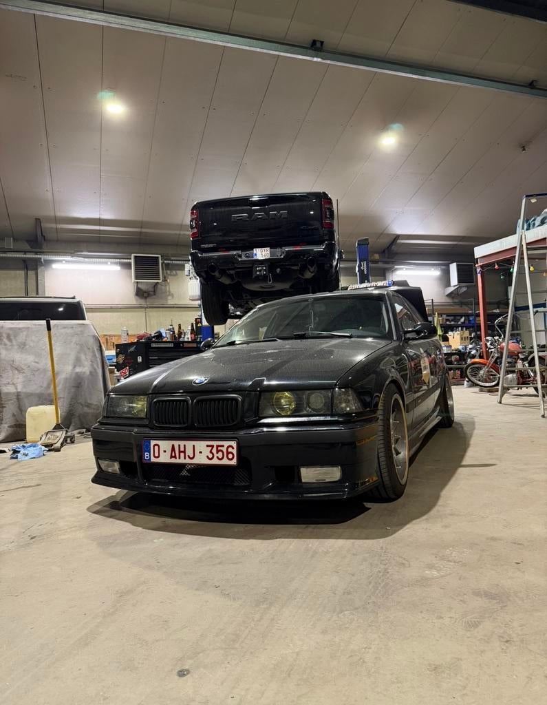 Bmw e36 316i, Auto's, Zwart, Bedrijf, 3 Reeks, Achterwielaandrijving