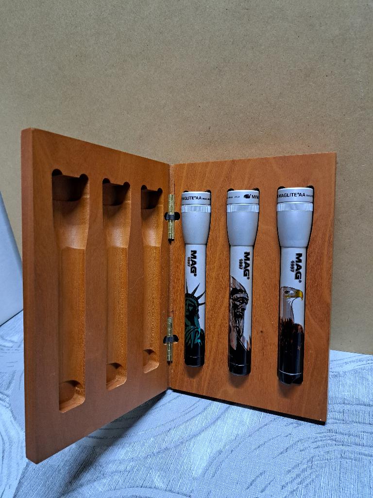 Mini Maglite Americana limited edition, Collections, Collections Autre, Neuf, Enlèvement ou Envoi