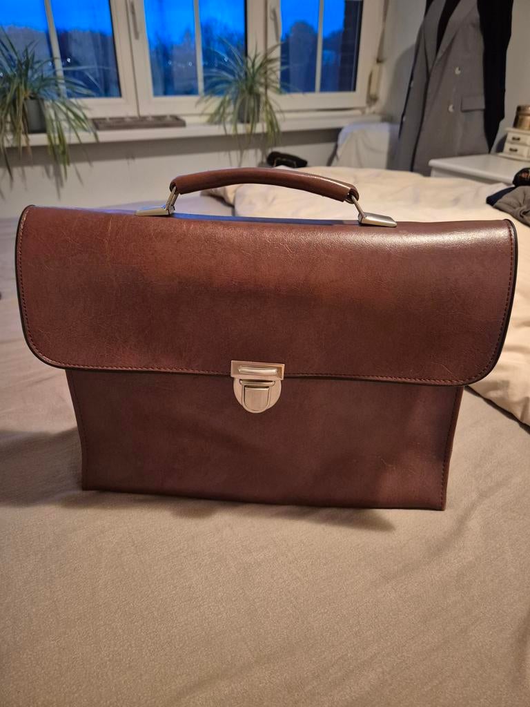 Vintage bruine aktentas, Handtassen en Accessoires, Tassen | Schooltassen, Ophalen, Bruin