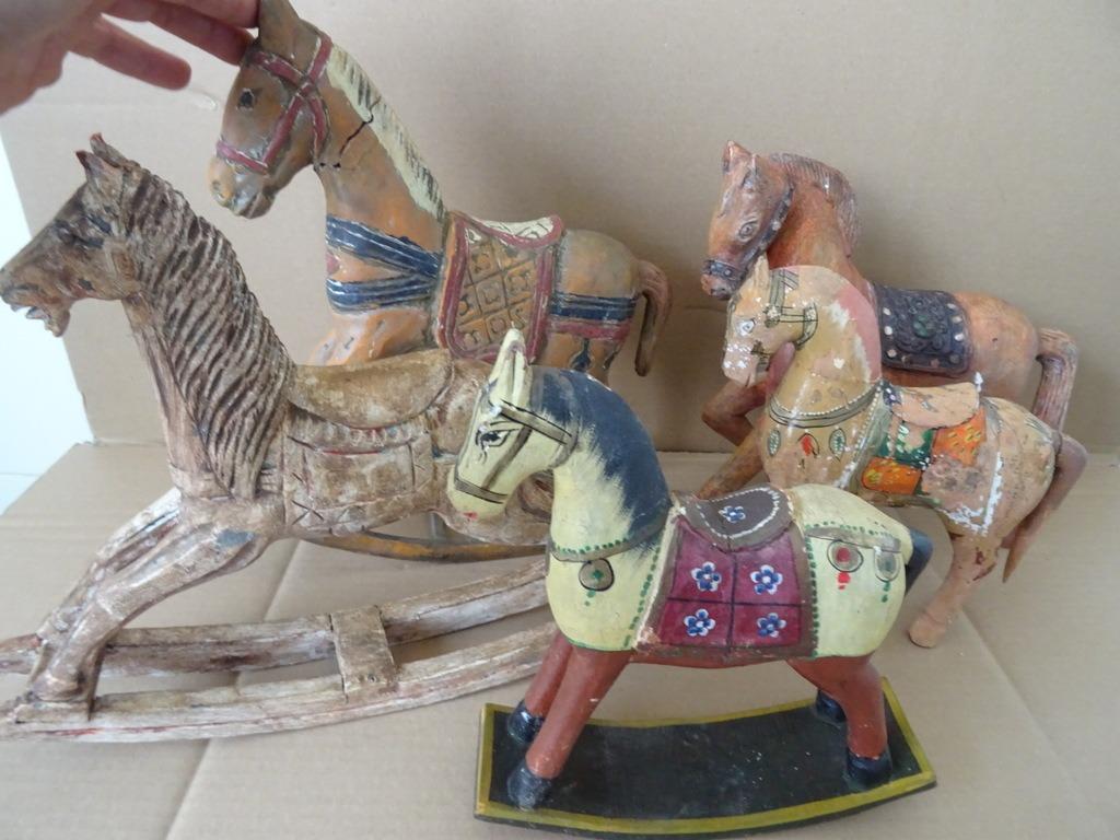 Curiosa beeld paard hobbelpaard houten paarden 5x Opknappers, Antiek en Kunst, Ophalen of Verzenden