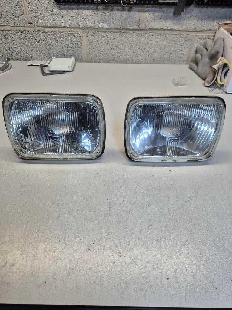 Koplampen toyota landcruiser lj70, Ophalen, Toyota