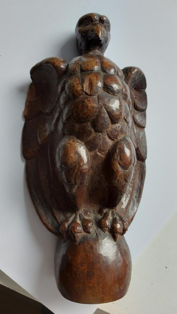 Houten beeld arend  roeselare..handwerk., Enlèvement