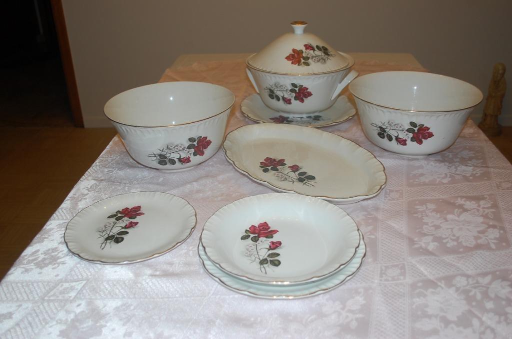 eetservies, Maison & Meubles, Service complet, Comme neuf, Enlèvement, Autres styles