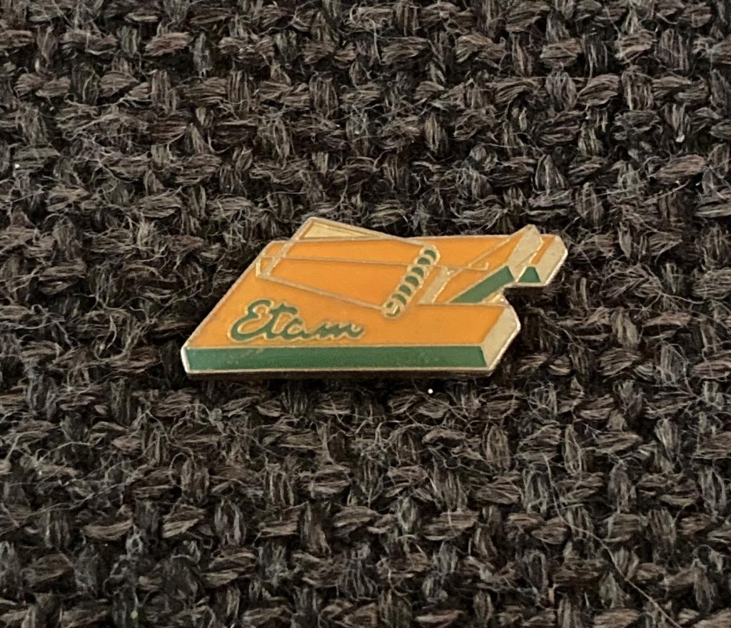 PIN - ETAM - MUIZENVAL, Verzenden, Gebruikt, Overige onderwerpen, Speldje of Pin