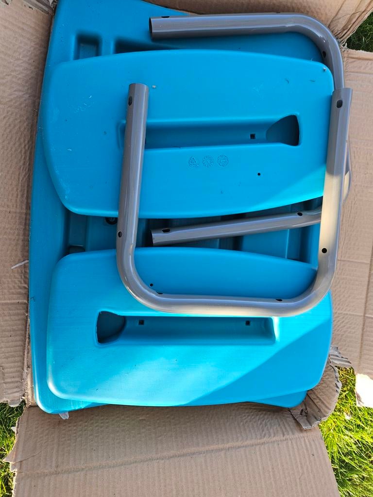 Table de pique-nique pour enfants, Enlèvement