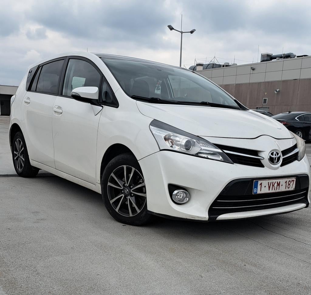 Toyota Verso 1.6d Gekeurd voor verkoop, Autos, Toyota, Euro 5, 82 kW, 7 places, Boîte manuelle