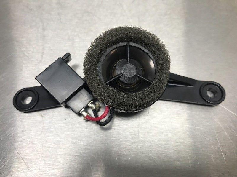 HAUT PARLEUR / ENCEINTE Kia Venga (|963101P000|), Kia, Dhr. M. Roggen, Stadsweg 37 37
9917 PV  WIRDUM GR., NL, Utilisé