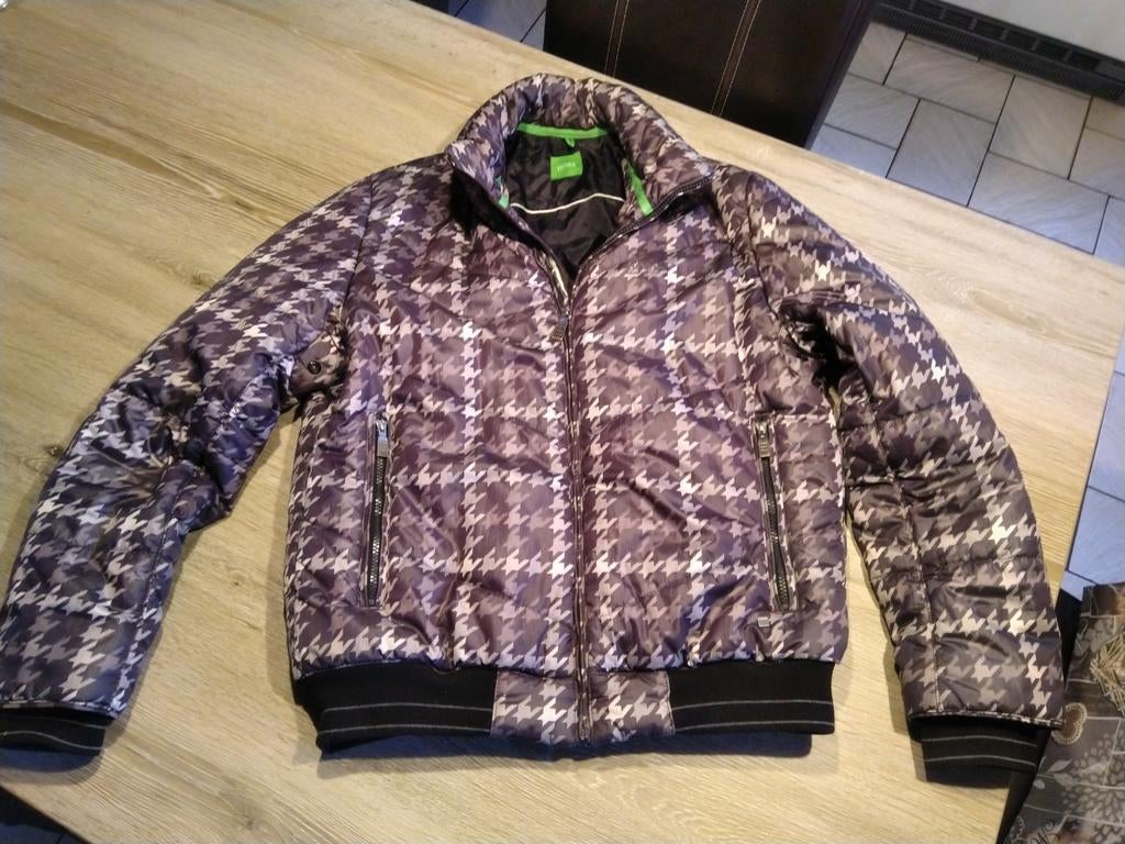 Veste Hugo Boss L (État neuf), Kleding | Heren, Jassen | Winter, Zo goed als nieuw, Ophalen