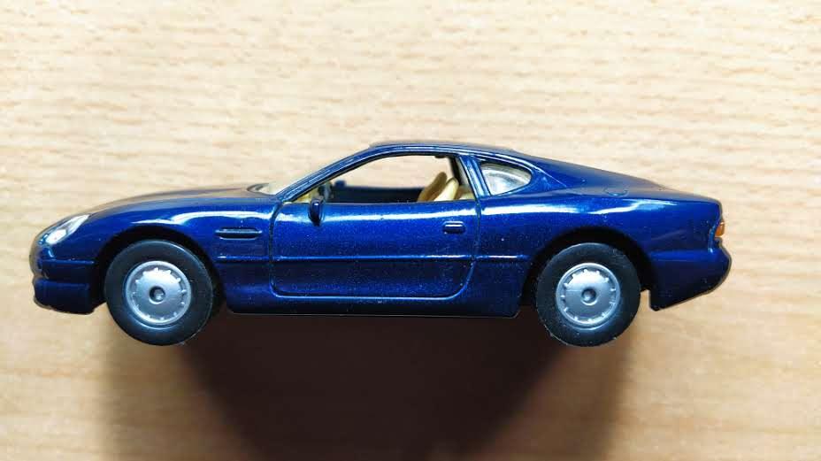 ASTON MARTIN, MG & LOTUS, pour E 25, frais de port inclus, Hobby & Loisirs créatifs, Voitures miniatures | 1:43, Comme neuf, Voiture