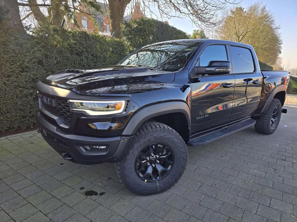 Dodge Ram RHO €96.900,- excl btw. (automaat), Automaat, 548 pk, 403 kW, Zwart