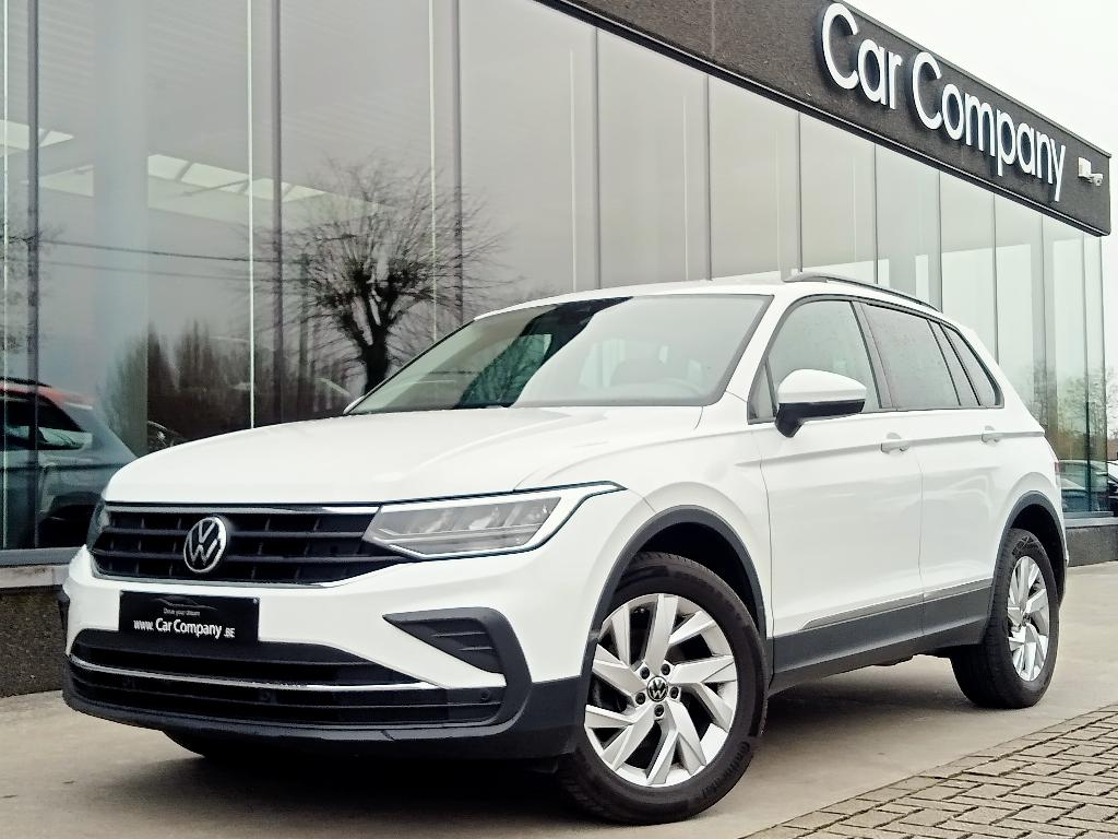 Vw Tiguan 2.0TDI 4MOTION DSG !!! SLEEP 2500 KG !!!, Autos, Volkswagen, Entreprise, Achat, Tiguan, 4x4, ABS, Caméra de recul, Régulateur de distance