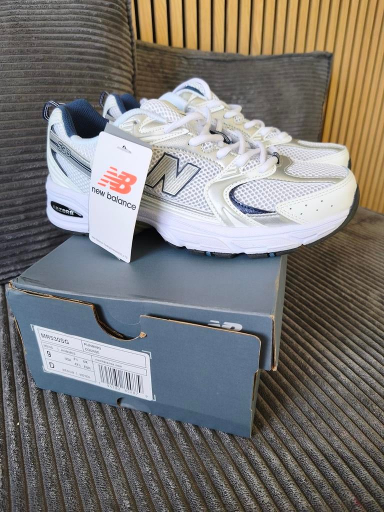 New Balance MR530SG !! Neuve avec étiquette !!, Kleding | Heren, Schoenen, Ophalen, Nieuw, Wit, New balance