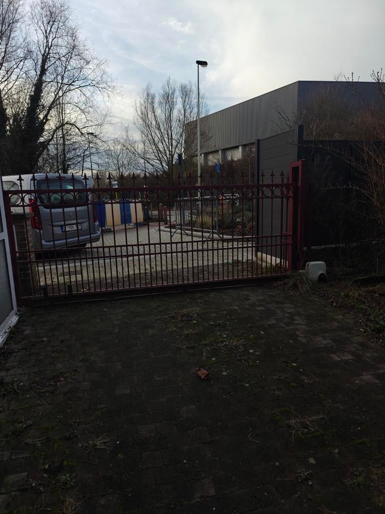 Ijzeren poort met automatische poortopener, Enlèvement