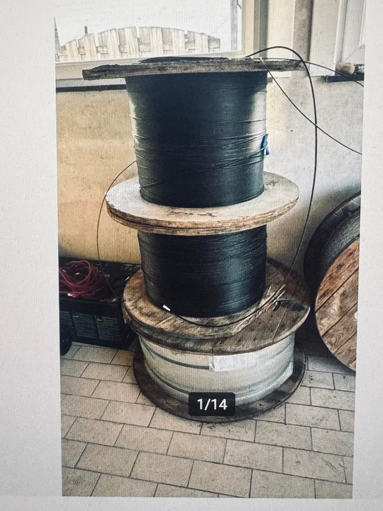 Câbles FIBER - Le tout pour 79 euros : 12 000 mètres, Bricolage & Construction, Enlèvement