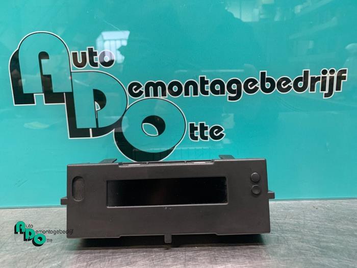 Display Interieur van een Renault Clio (Clio 3 06-), Auto-onderdelen, Gebruikt, -, Renault, -
