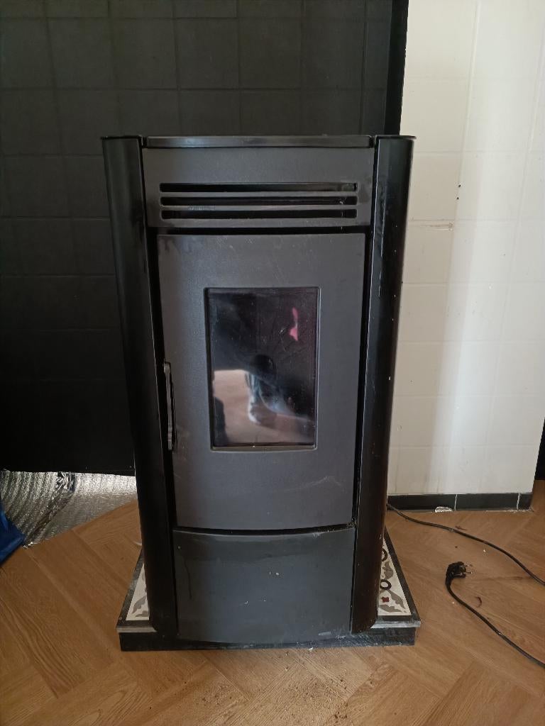 Goede pelletkachel, Huis en Inrichting, Kachels, Gebruikt, Vrijstaand, Pelletkachel, Hout, Ophalen