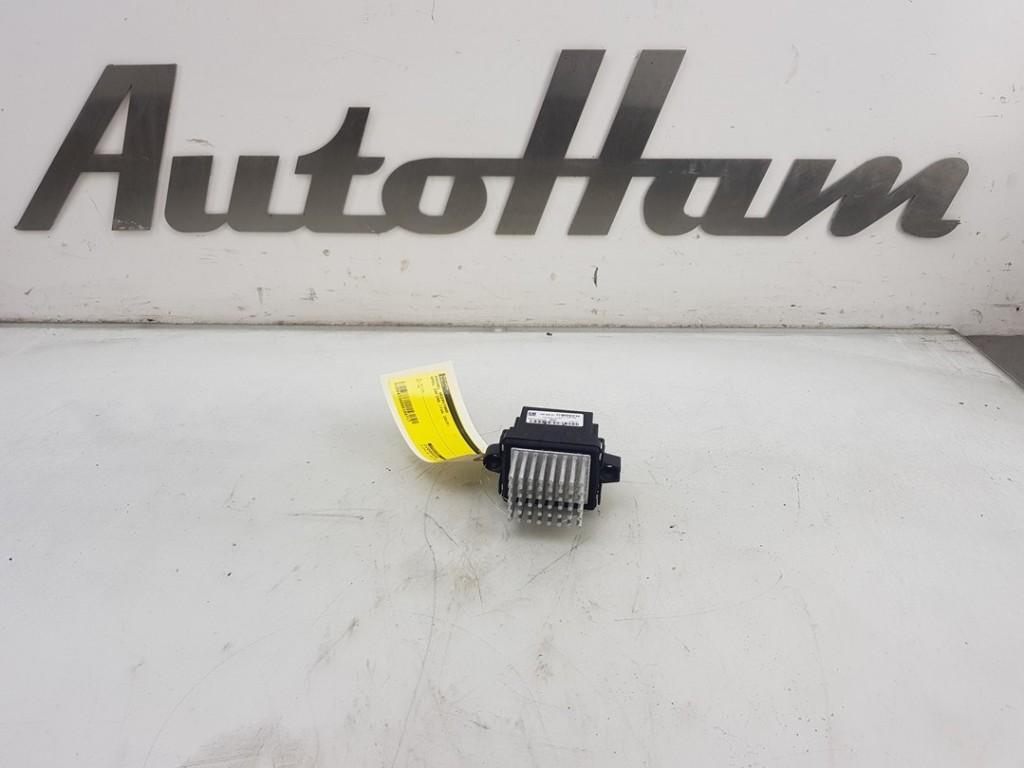 KACHELWEERSTAND Opel Zafira Tourer (P12) (01-2011/07-2019), Gebruikt, Opel