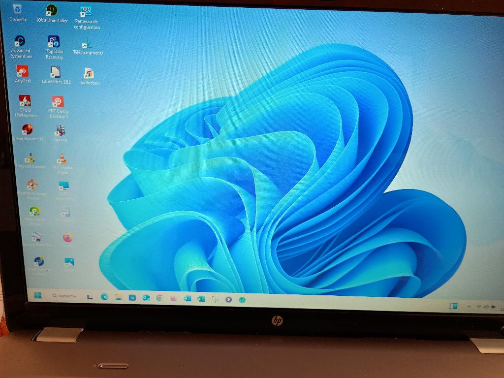 PC portable HP dv7 17" i7 Windows pro 11 23H2, Enlèvement ou Envoi, 17 pouces ou plus, 8 GB, Reconditionné