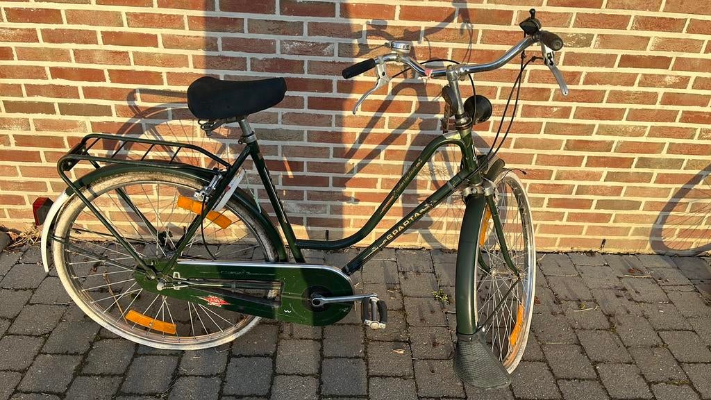 Damesfiets, Ophalen of Verzenden, Zo goed als nieuw