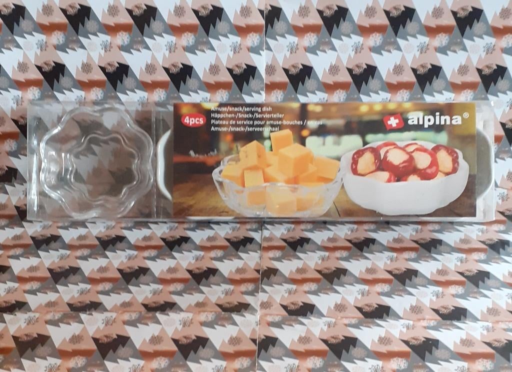 4 raviers neuf pour amuse bouche /en cas (2verres 2faiences), Enlèvement ou Envoi, Neuf, Autres matériaux, Récipient(s)