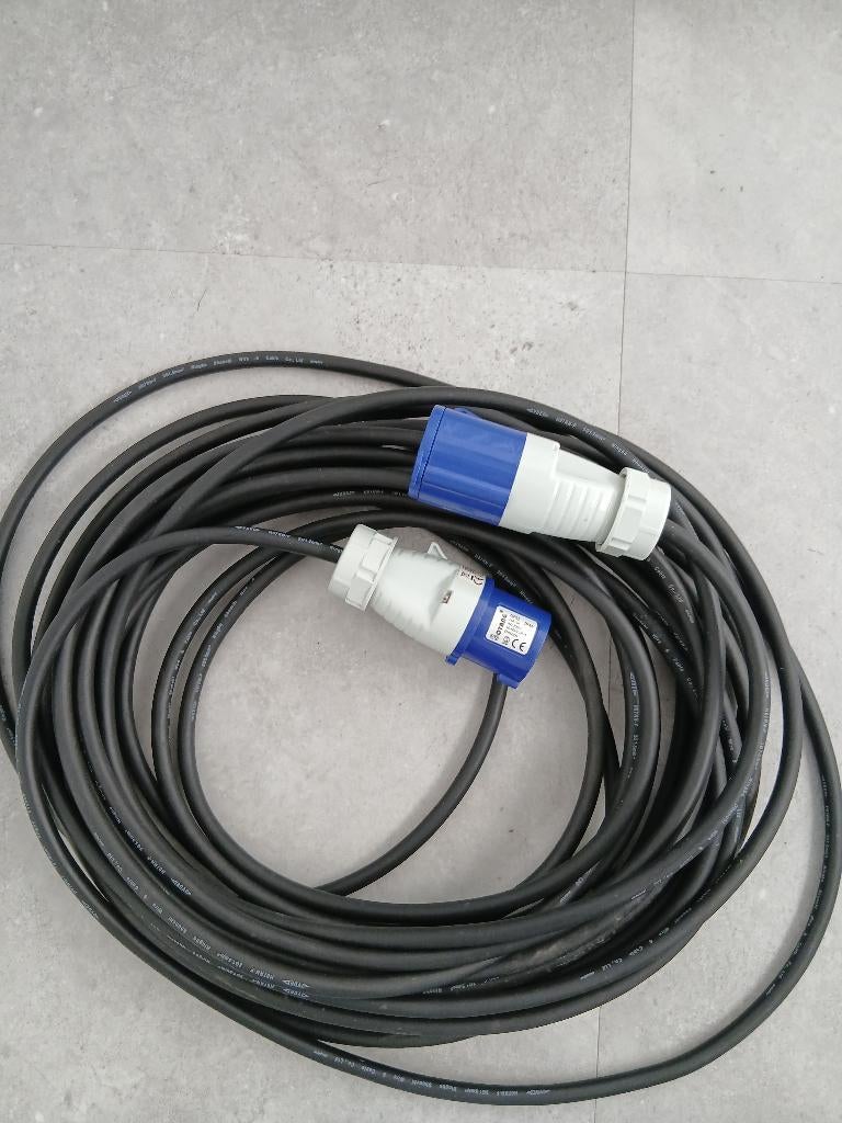 câble CEE, Enlèvement ou Envoi, Comme neuf