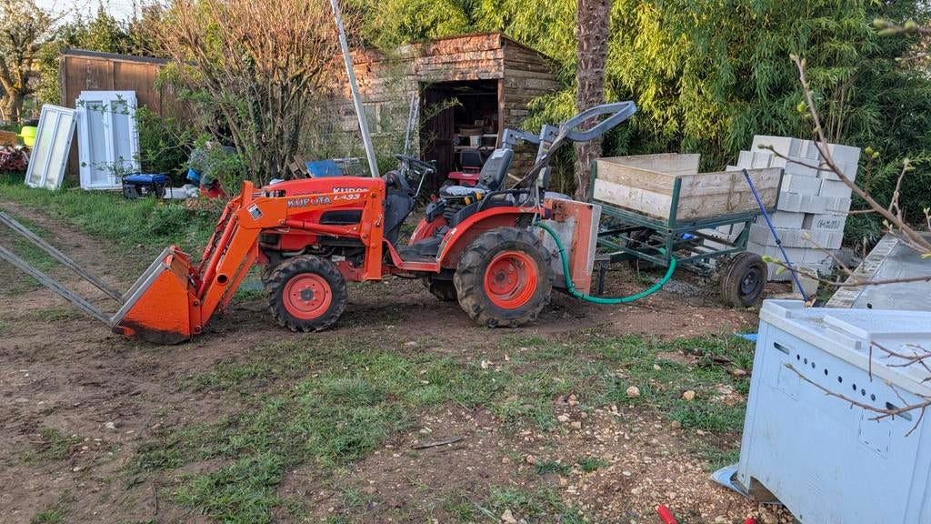 Tracteur Kubota B2230, Articles professionnels, Agriculture | Tracteurs, Enlèvement