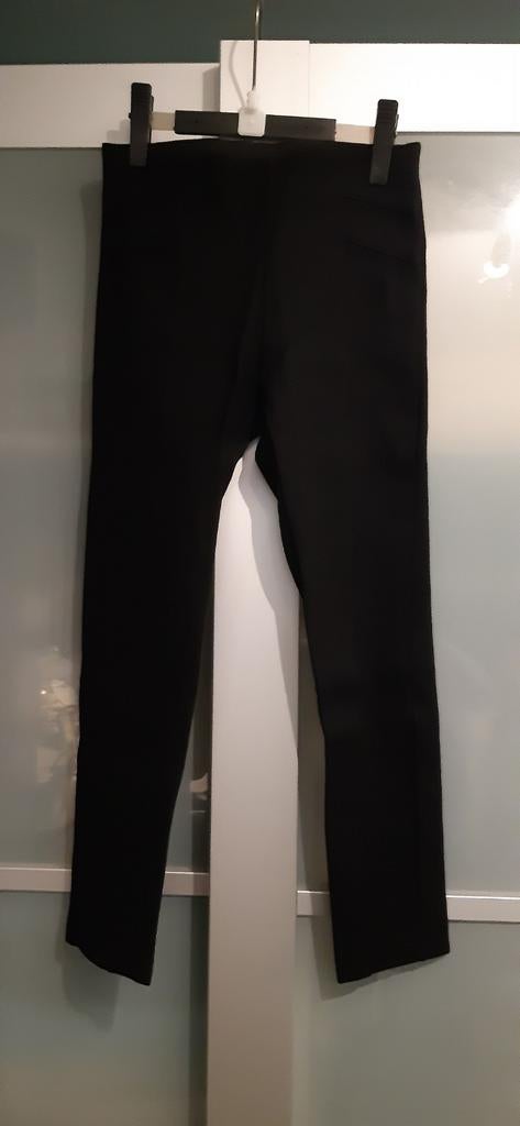 Zwart elastische broek van Zara, Enfants & Bébés, Vêtements enfant | Taille 140, Enlèvement ou Envoi, Pantalon