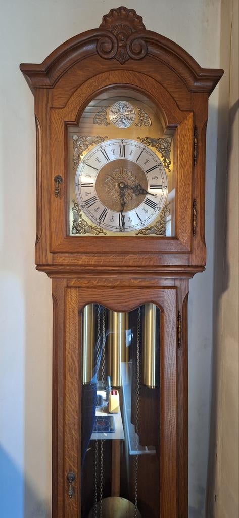 Staande klok Tempus Fugit, Ophalen