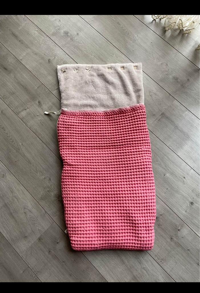 Koeka voetenzak maxi cosi, Kinderen en Baby's, Dekens, Slaapzakjes en Inbakerproducten, Ophalen of Verzenden, Zo goed als nieuw