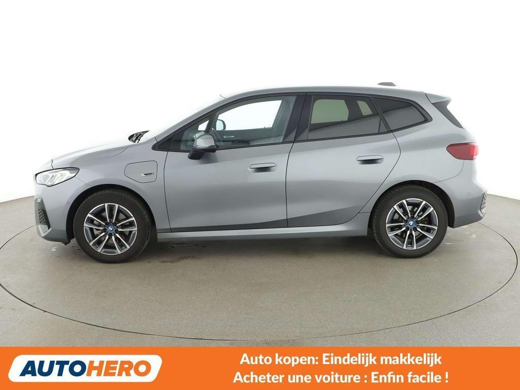BMW 2 Serie 225 225e Active Tourer xDrive (bj 2023), Auto's, BMW, Automaat, 245 pk, USB, 1900 kg