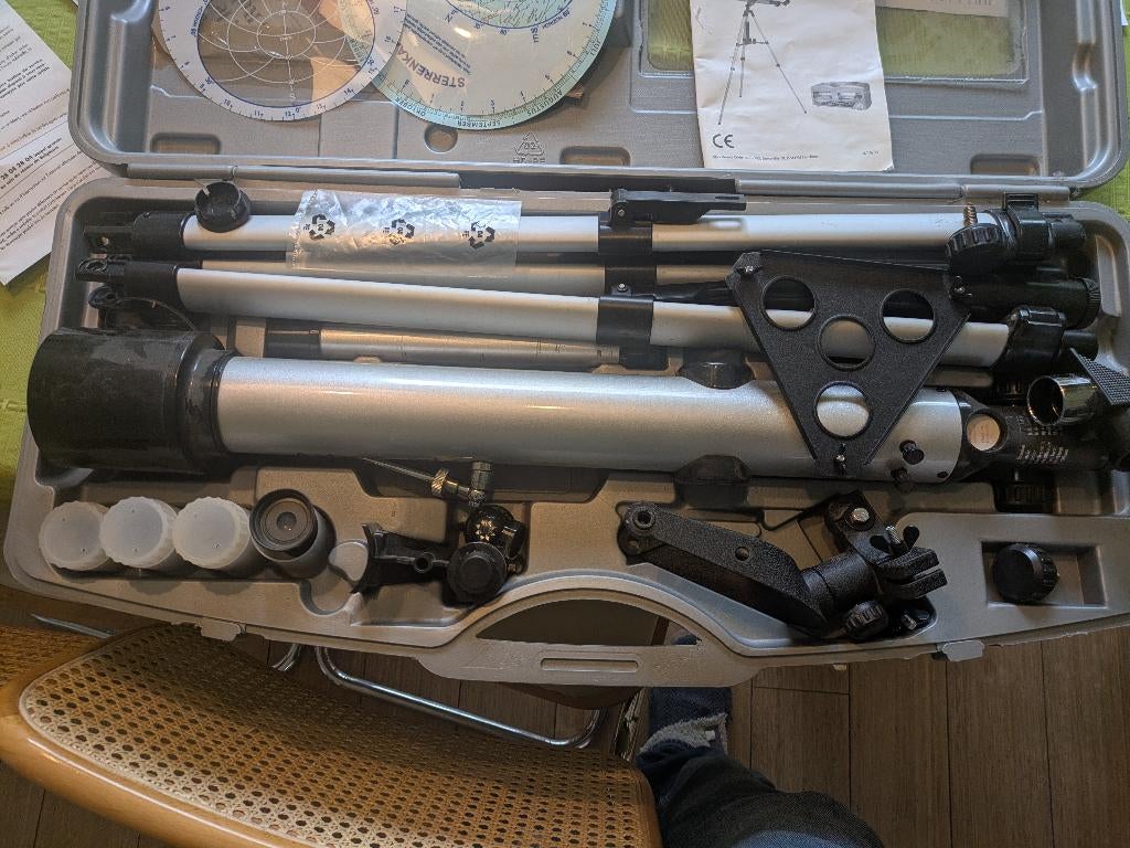 Télescope réfractaire 262x à saisir, Audio, Tv en Foto, Optische apparatuur | Telescopen, Ophalen, Gebruikt, Minder dan 80 mm