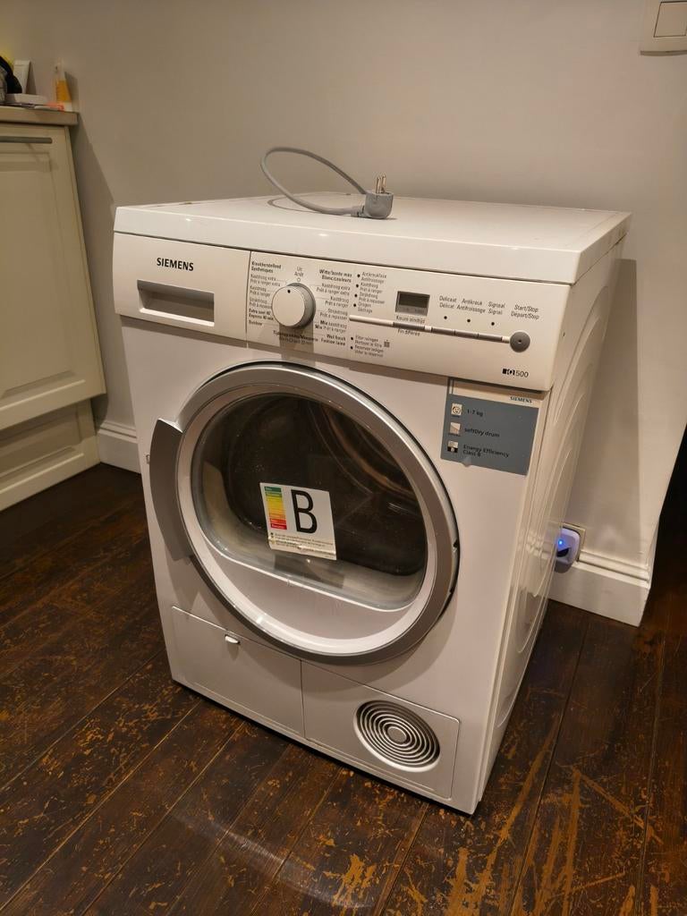 Droogkast merk Siemens, Elektronische apparatuur, Droogkasten, Gebruikt, Condens, Voorlader, 6 tot 8 kg, Minder dan 85 cm, Anti-kreukfase