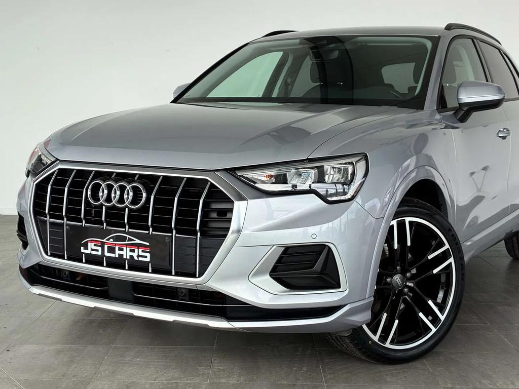 Audi Q3 1.5TFSI SPORT-1ERPRO-COCKPIT-CARPLAY-CUIR-ATTELAGE, Cuir, Argent ou Gris, Achat, Entreprise