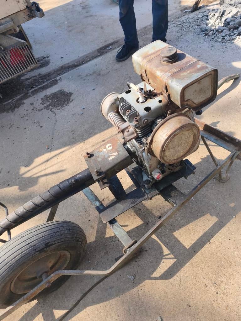 Drilnaald met Bernard motor, Bricolage & Construction, Enlèvement