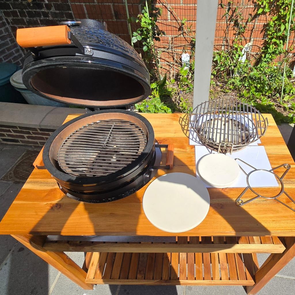 Kamado barbecue, Ophalen, Zo goed als nieuw, Baste Kamado, Met accessoires