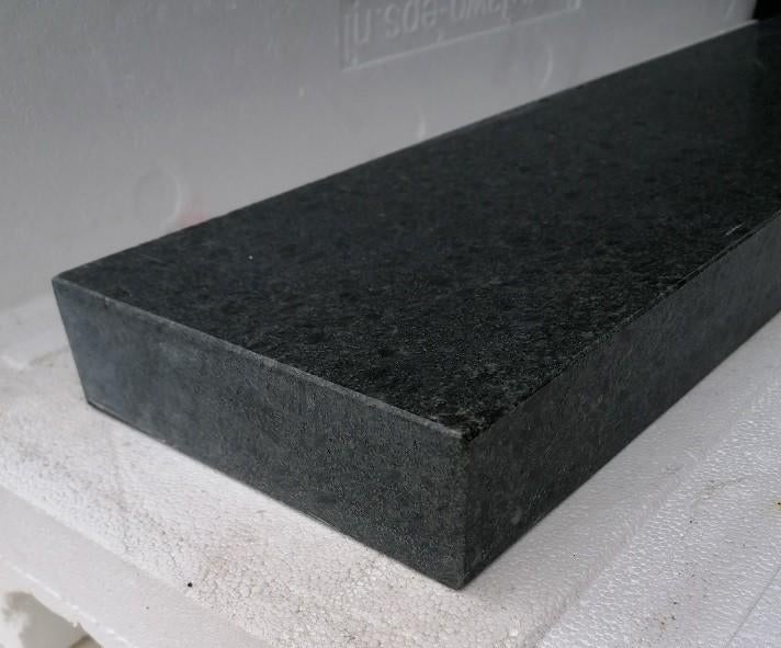 Seuils en granit noir Angkor, Jardin & Terrasse, Traverses & Bordures, Neuf, Bordure, Pierre naturelle, 100 à 200 cm, Enlèvement