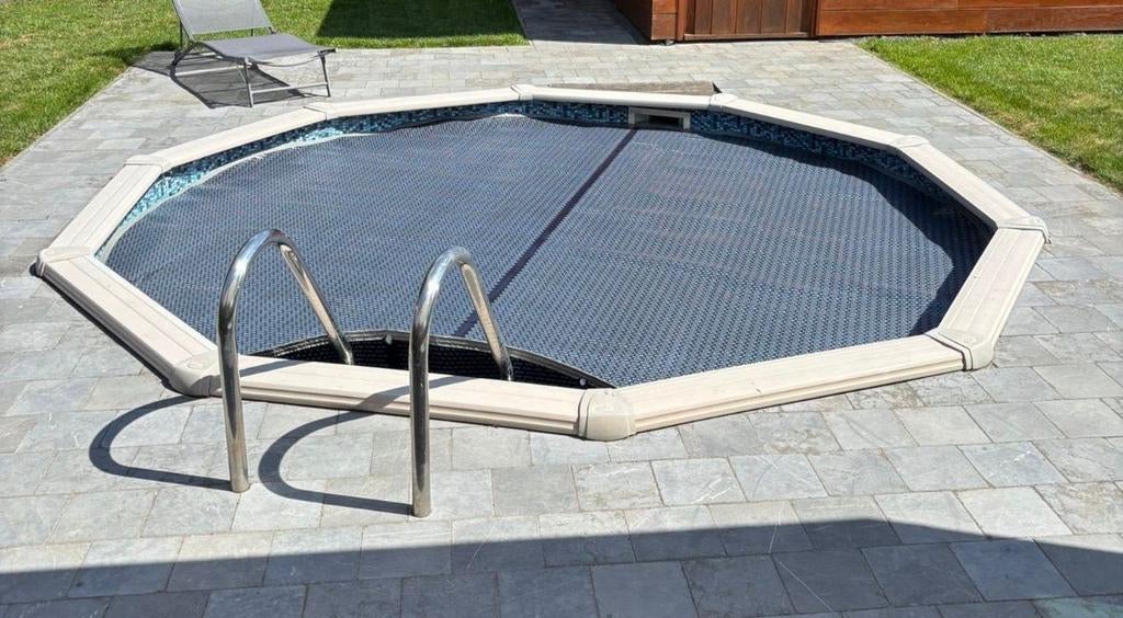 Zwembadzeil of noppenfolie, Ophalen