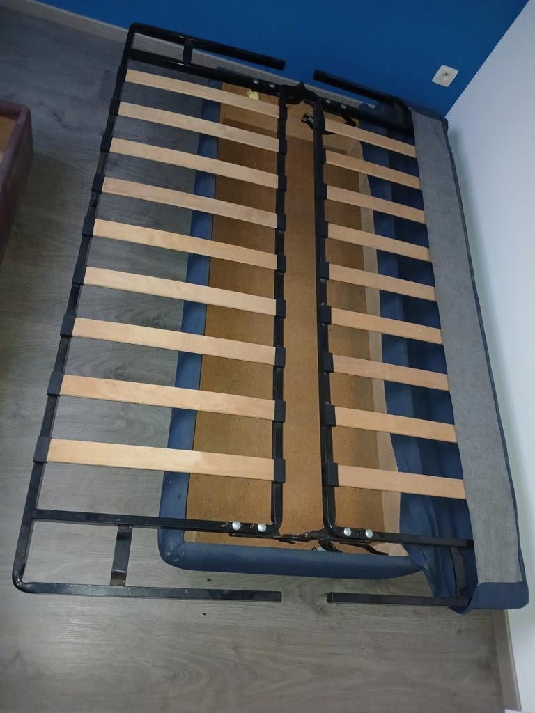 2 Clic-clac (1 bleu foncé et 1 orange foncé), Huis en Inrichting, Slaapkamer | Slaapbanken, Blauw, Ophalen