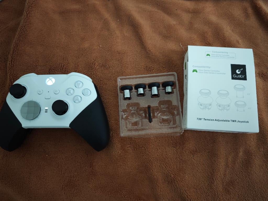 Manette Xbox Elite Series 2 avec sticks TMR, Consoles de jeu & Jeux vidéo, Sans fil, Xbox Series S, Comme neuf, Enlèvement